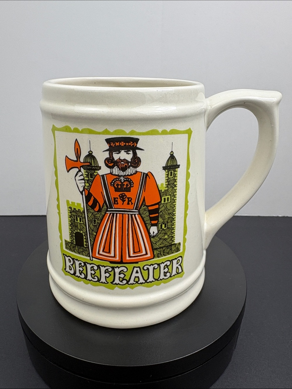 Vintage Tracadie Beefeater Beer Stein Mug “Ye Olde Inn”